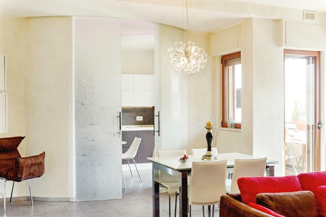 Bari Airport Seaview Apartment エクステリア 写真